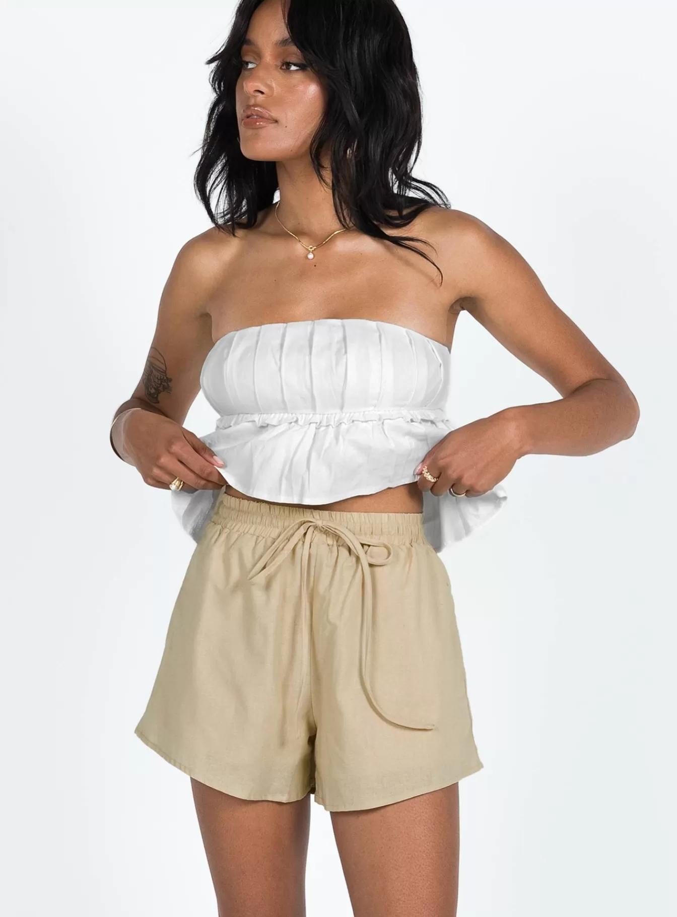 Princess Polly Shorts | Basils Shorts Beige