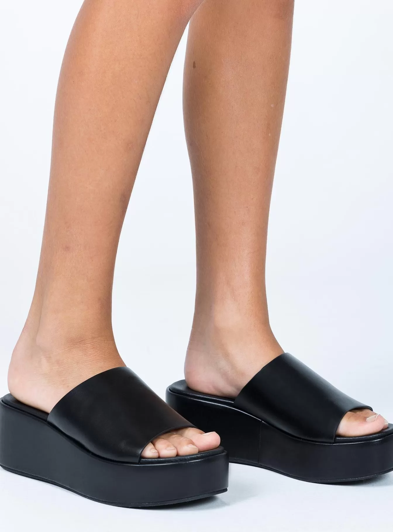 Princess Polly Lower Impact | Britta Platform Heels Black