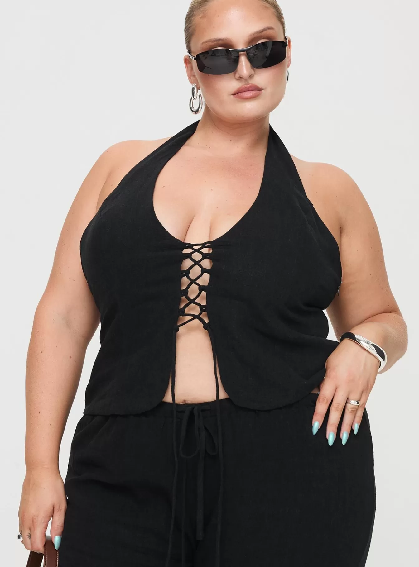 Princess Polly Lower Impact | Clouded Linen Blend Vest Top Curve Black