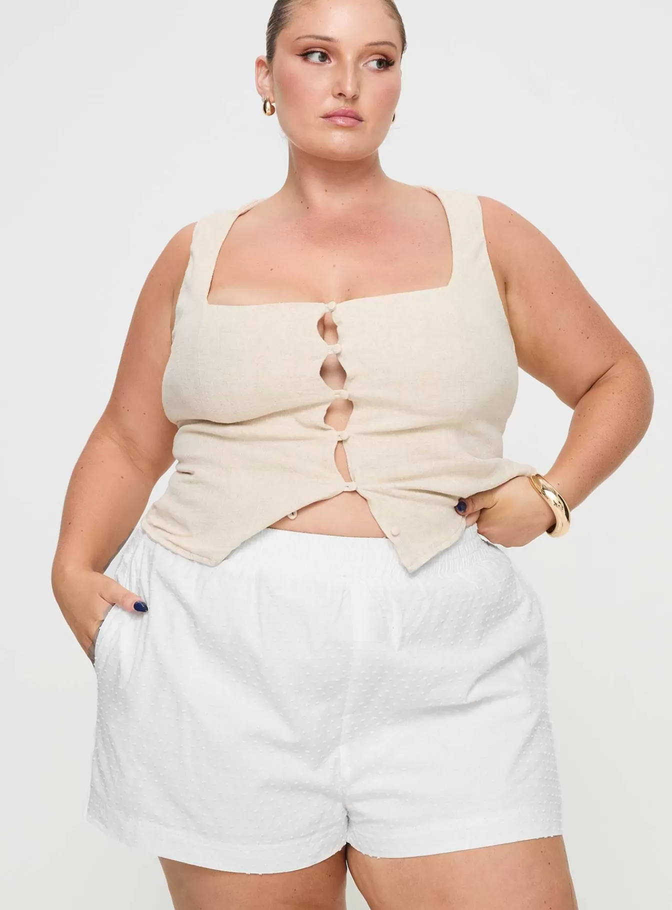 Princess Polly Shorts | Dobby Shorts Curve White