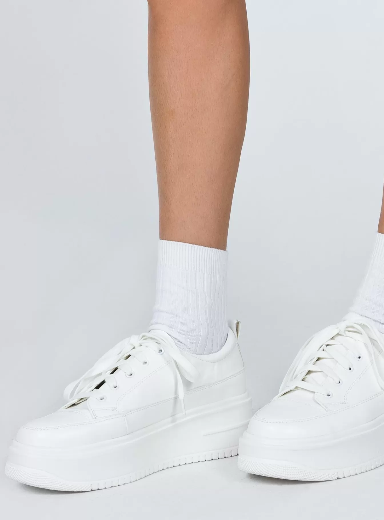 Princess Polly Lower Impact | Dylan Sneakers White