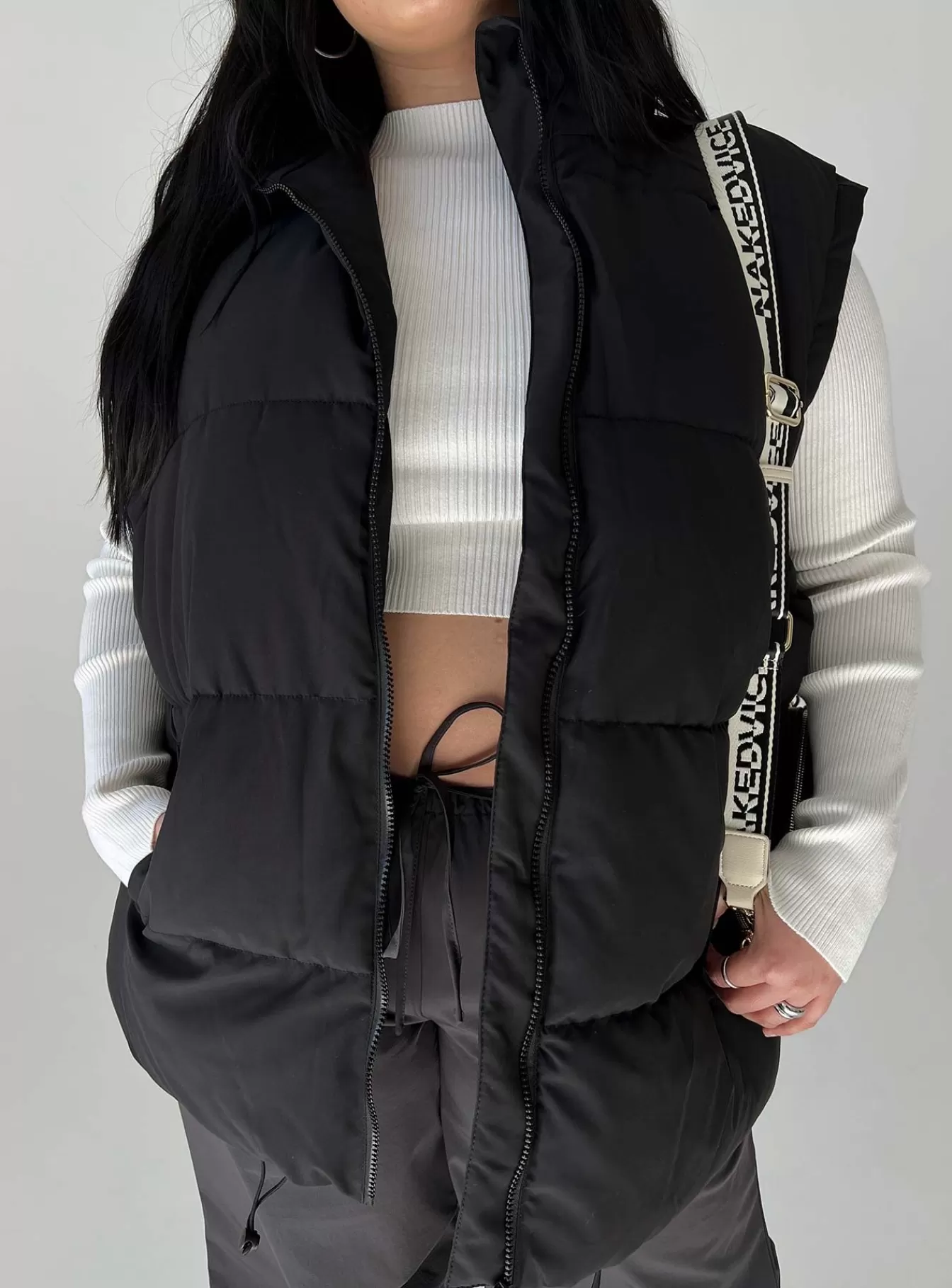 Princess Polly Puffer Jackets | Edison Puffer Vest Curve Black