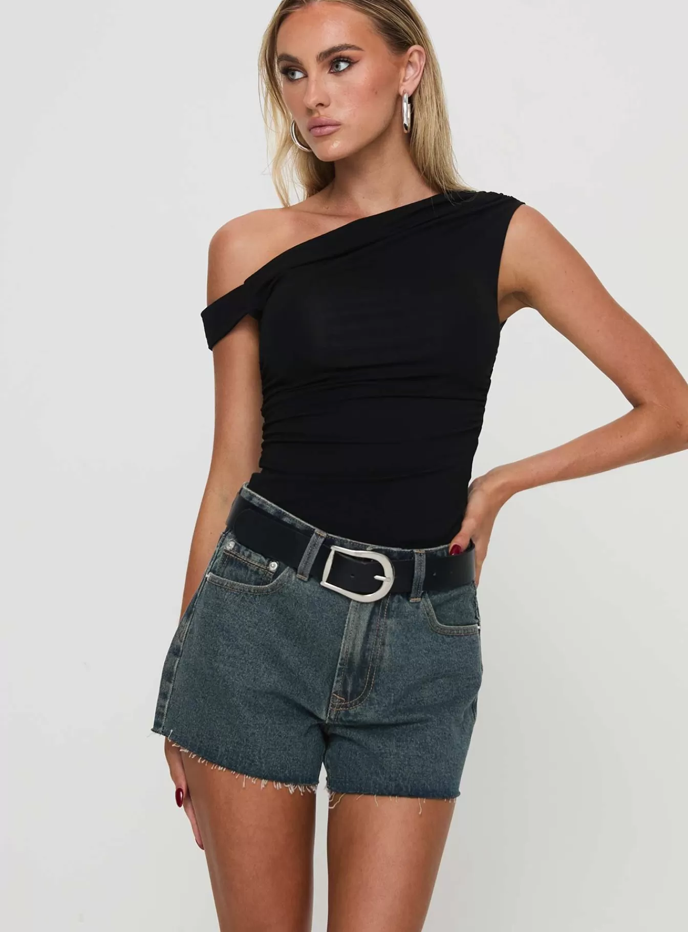 Princess Polly Shorts | Get It Right Mid Rise Denim Shorts Dark Denim Wash Black