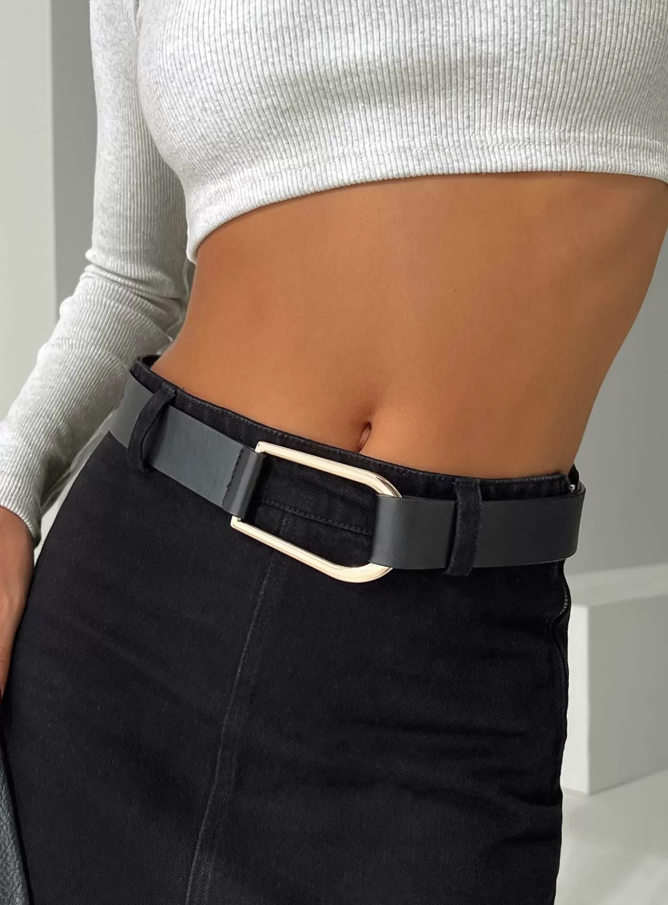 Princess Polly Lower Impact | Keygan Belt Black