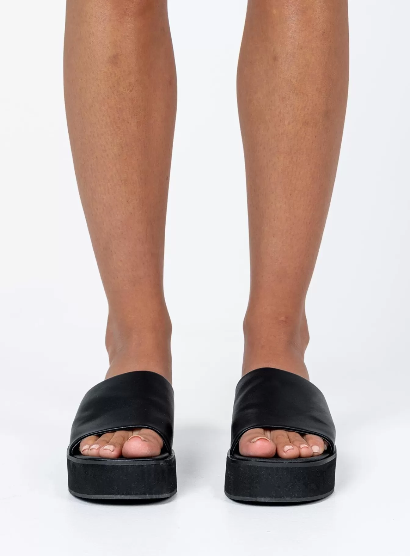 Princess Polly Lower Impact | Philly Sandals Black