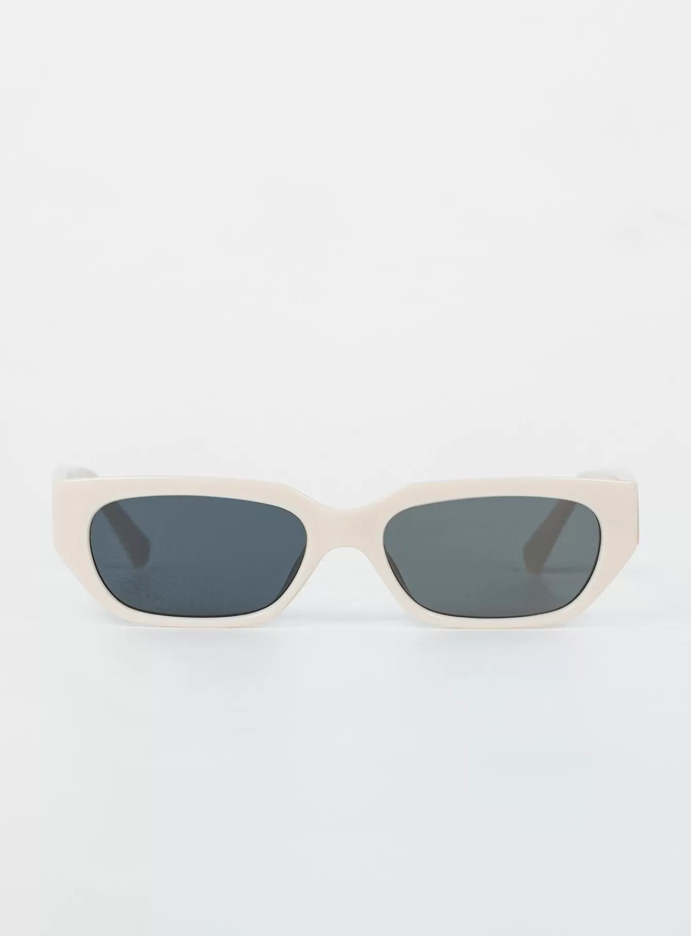 Princess Polly Sunglasses | Winnick Sunglasses Cream